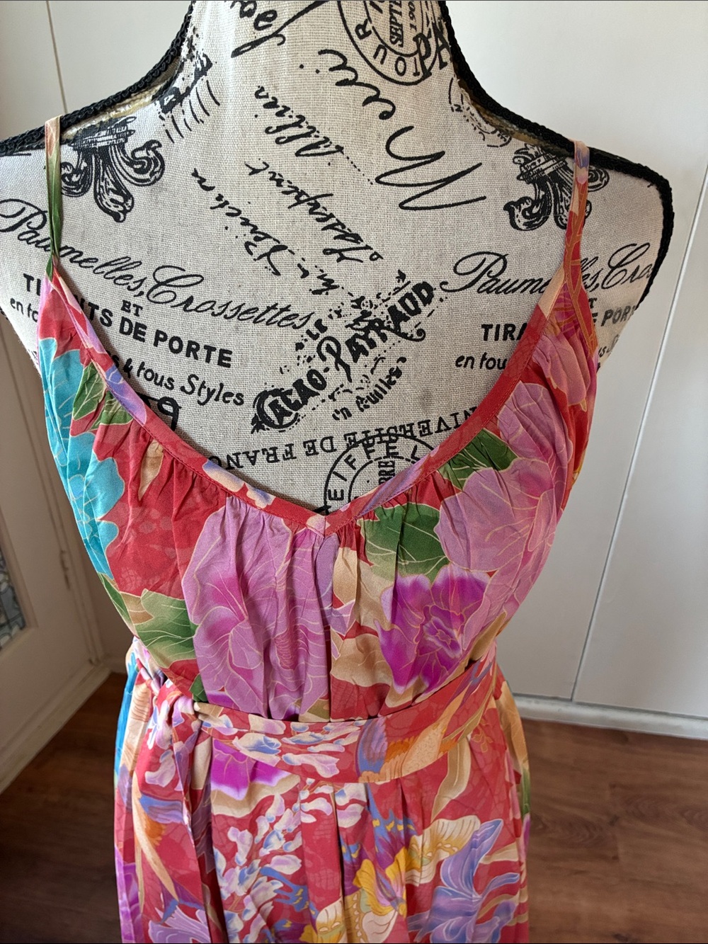 NWT Spell Painters Garden Strappy Maxi Dress in Crimson size Large - Picture 8 of 16